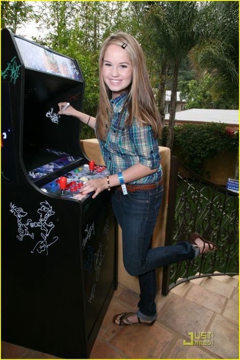 debby-debby-ryan-6470374-817-1222.jpg